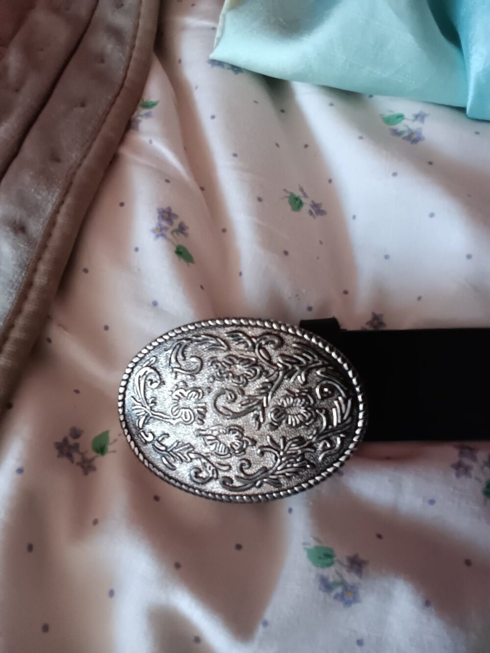 Vintage Silver Tone Buckle Belt